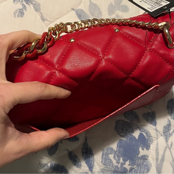 NWT Badgley Mischka Elegant Red Quilted Handbag - Picture 3 of 8